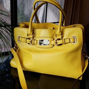 Michael Kors Yellow Handbag 💛